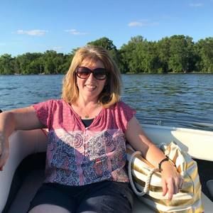 Meet your Posher, Lauri